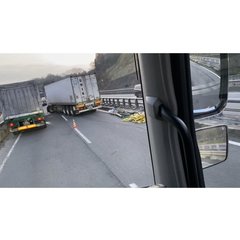 【事故】名阪国道 東…