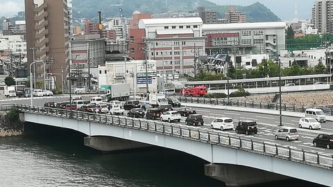 【水難事故か】広島県広島市宇品橋に靴と自転車 元安川と京橋川付近に消防車やヘリ集結 現地画像まとめ : まとめダネ！