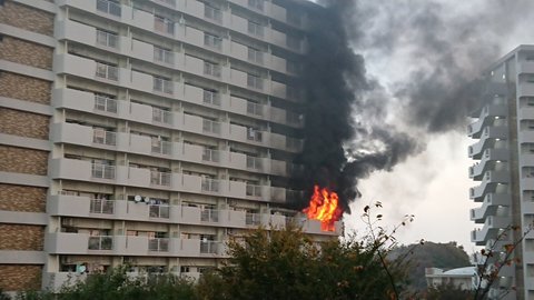 火事 東京都練馬区光が丘の団地で火災 消火した後も光が丘全体が焦げ臭い まとめダネ