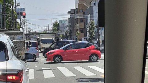 【事件】東京都立川市…