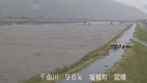 ライブカメラ画像 信濃川 千曲川が台風19号の影響で氾濫危険水位を超える 現地画像まとめ まとめダネ