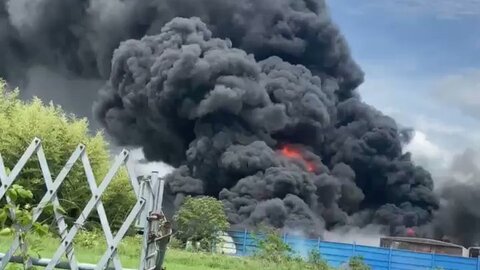 火災 5月15日 加古川の火事ヤバイ 山火事に見える 2時間ほど経過するもまだ黒煙あがる 火事現場 八幡町 泰誠貿易 の様子 稲美町からの目撃情報など まとめダネ