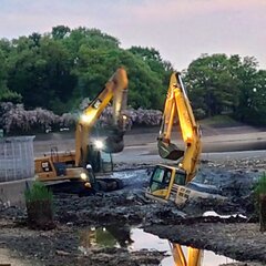 【野生の重機】猫ヶ洞…