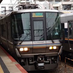 神戸線 尼崎駅で人身…
