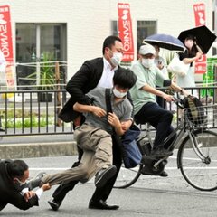 【画像】安倍氏後方警…