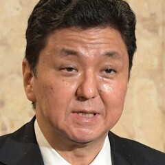 岸信夫防衛相(安部元…