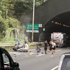 【事故】東名高速 秦…