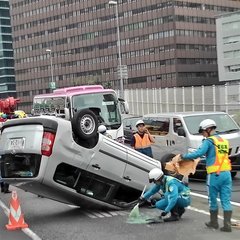 【横転事故】首都高速…