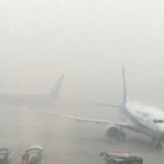 【落雷】福岡空港が落…