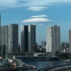 【画像】東京の空に珍…