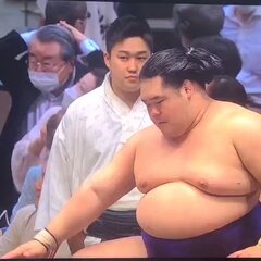 【動画】相撲観戦のデ…