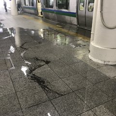 【浸水】仙台駅のホー…
