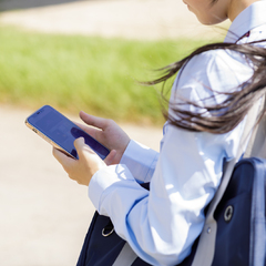 【悲報】15歳女子高…