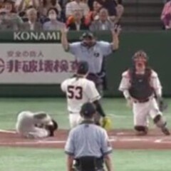 【動画】阪神近本の脇…