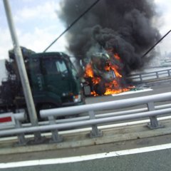 【事故】阪神高速湾岸…