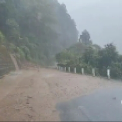 【土砂崩れ】兵庫県香…