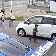 【動画】他人の駐車場…