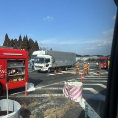 【事故】東名阪道 亀…
