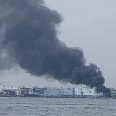 【火事】横浜港の大黒…