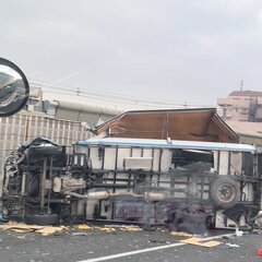 【事故】西名阪道 上…
