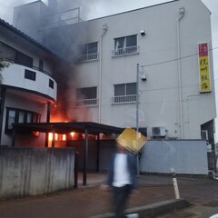 【火事】杭州飯店で火…