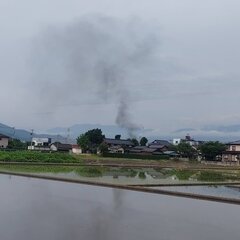 【火事】山梨県中央市…