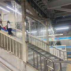 【ゲリラ豪雨】品川駅…