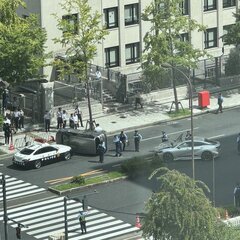 衆議院第一議員会館前…