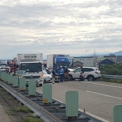 【事故】北陸自動車道…