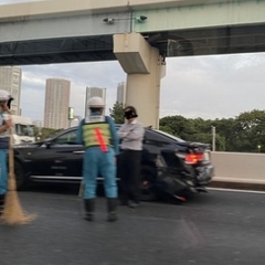 【事故】首都高 湾岸…