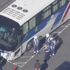 【事故】観光バスの運…