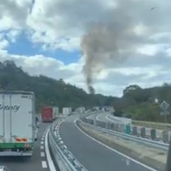 【火事】中国道 荷卸…