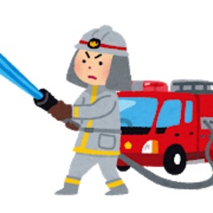 【火事】消防車が水を…