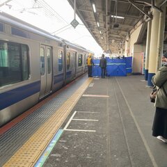 常磐線 柏駅で人身事…