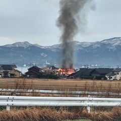 【火事】新潟県佐渡市…