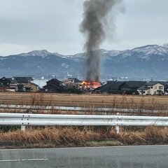 【火事】新潟県佐渡市…