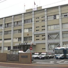 【福岡カオス事件】昼休みに帰宅したら“パンイチ上司”が布団の上で待機→20代女性宅に侵入、47歳男を逮捕「ホラーやな」