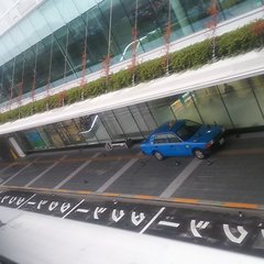 【事故】福岡空港 歩…