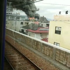 【沿線火災】阪神電車…