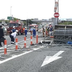 【事故】東名阪 上り…