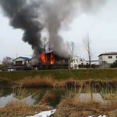 【沿線火災】埼玉県川…