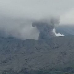 【速報】阿蘇山が噴火…