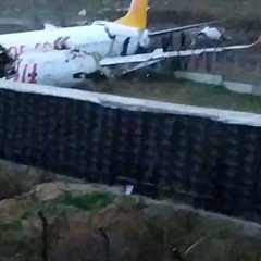 飛行機事故 トルコ イスタンブールのサビハ ギョクチェン国際空港で航空機大破 まとめダネ