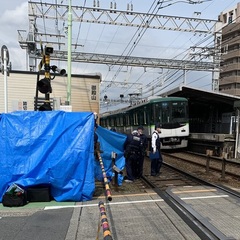 京阪 御殿山駅で人身…