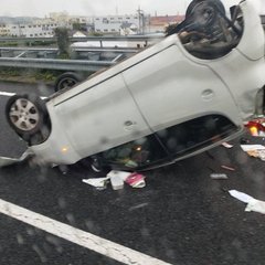 【事故】北関東道 下…