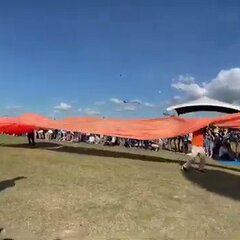 【動画】台湾で凧揚げ…