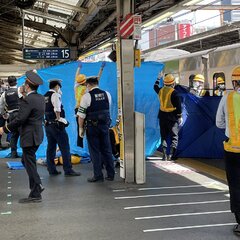 山手線 新宿駅で人身…