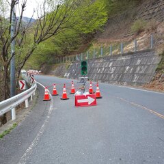 「これ見て何か連想し…