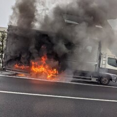 【車両火災】関越自動…