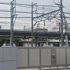 横浜線 長津田駅で傘…